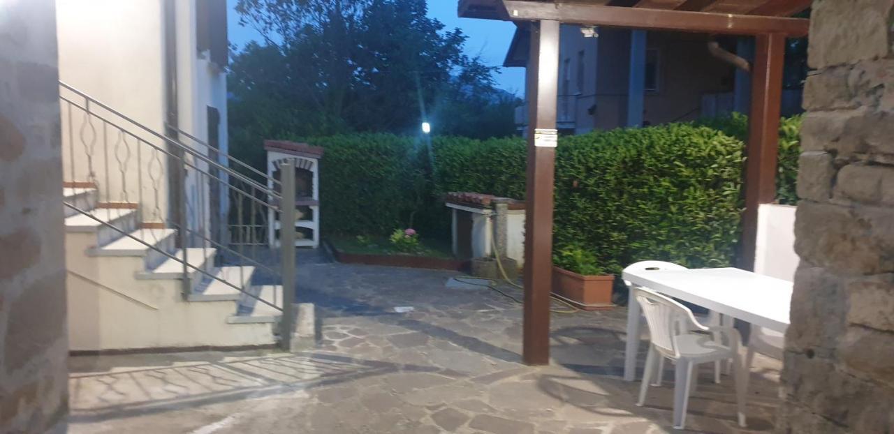 Casa Vacanze Mingos Lodio Di La Carpineta Exterior photo